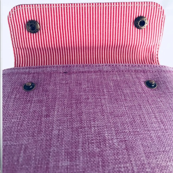 New Herschel Supply Co Sleeve For iPad Mini Air Pink Lilac Padded Red Striped - Picture 2 of 5